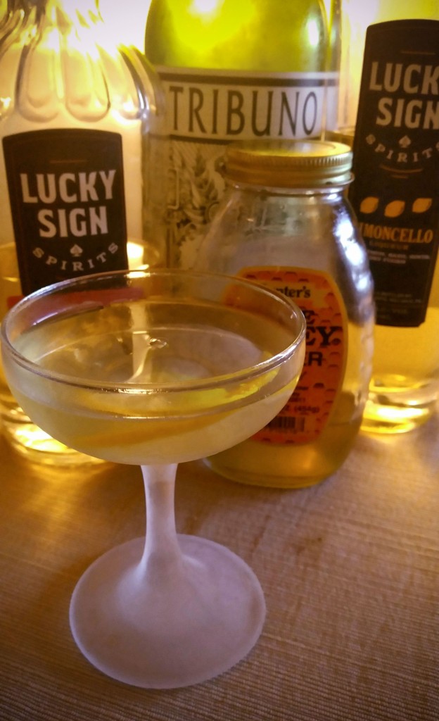 lucky gold cocktail image